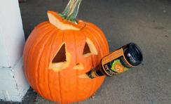Beer and Halloween – Awesome Beer Related Pumpkin Carving Ideas